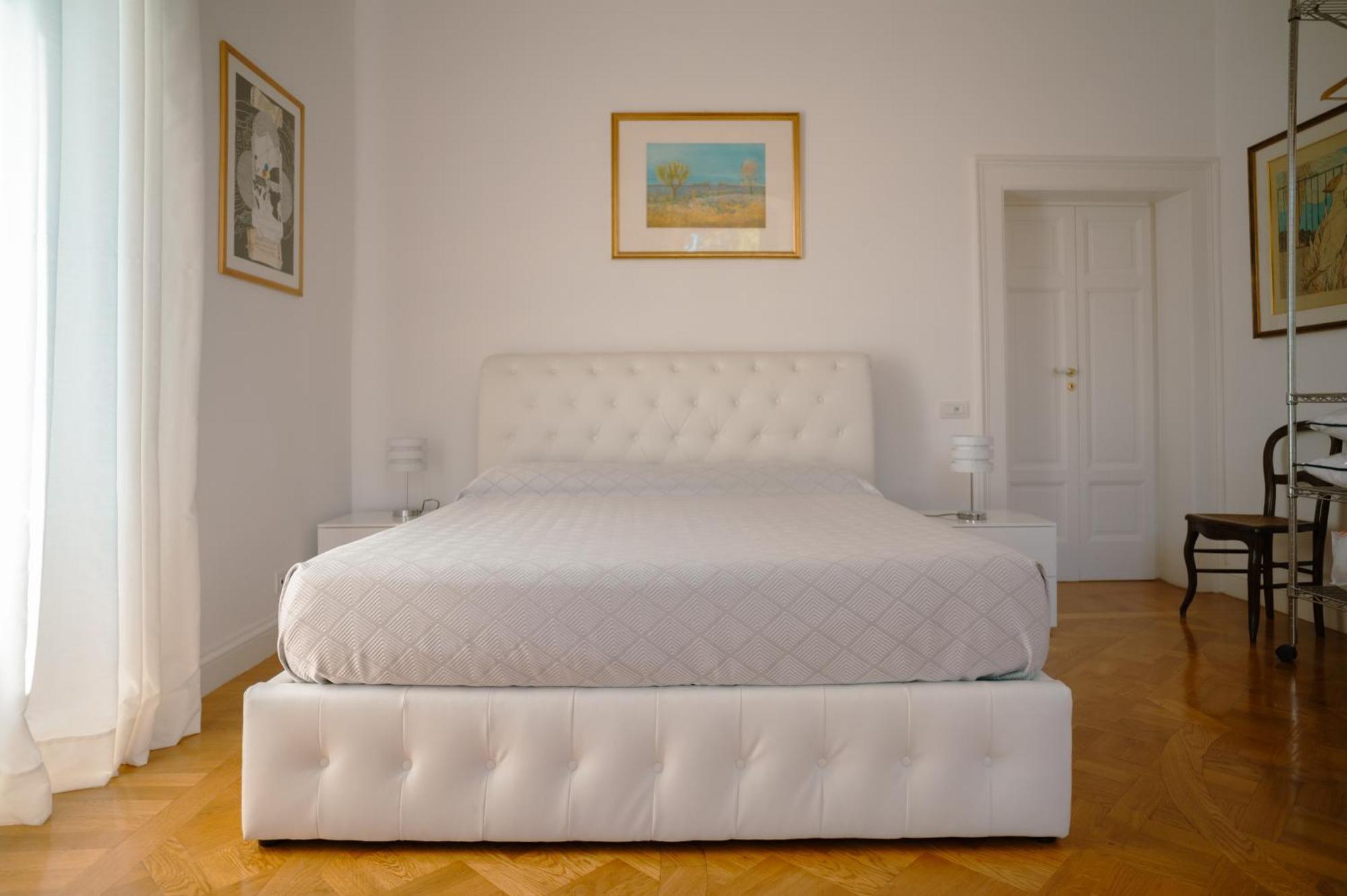 Relais Villa Magnolia コンヴェルサーノ 部屋 写真